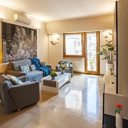 La Casa Di Tito - Appio Claudio - * Rome